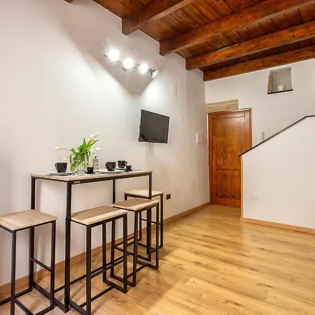 Zia Bi Apartment *